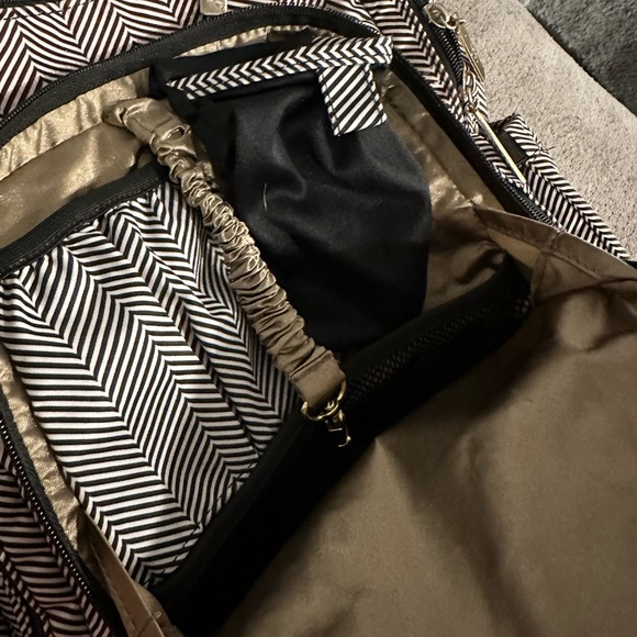 Jujube diaper backpack - Picture 3 of 6